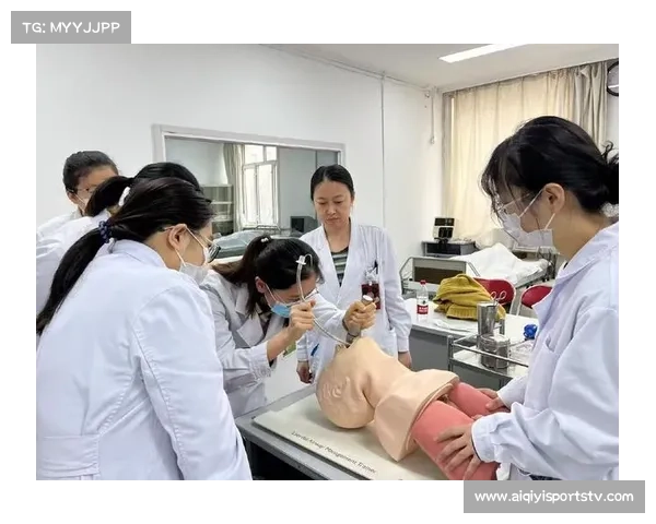 业余赛事医疗保障标准化亟待推进，多起中暑事件暴露补给点设置缺陷